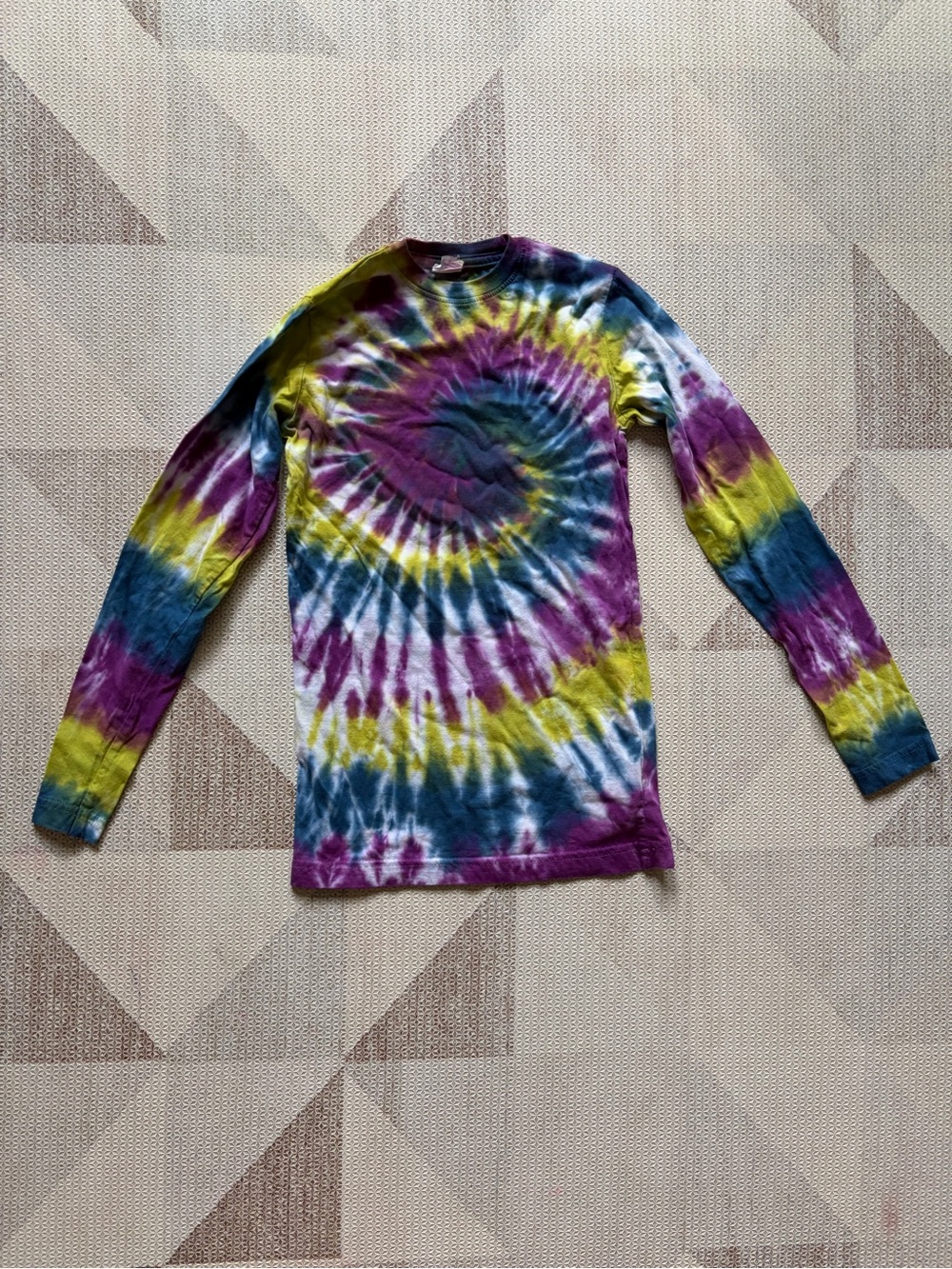 LAT Tie Dye Shirt (S)